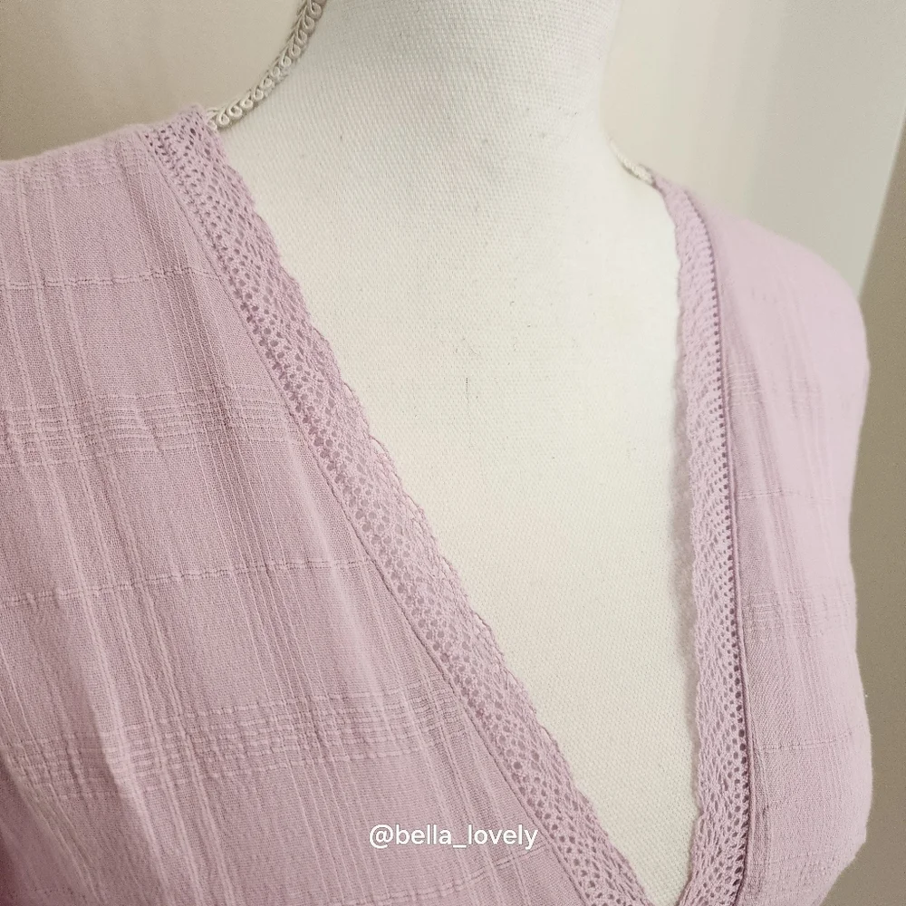 Aeropostale Lavender Ruched V-Neck Blouse Long Puffy Sleeves